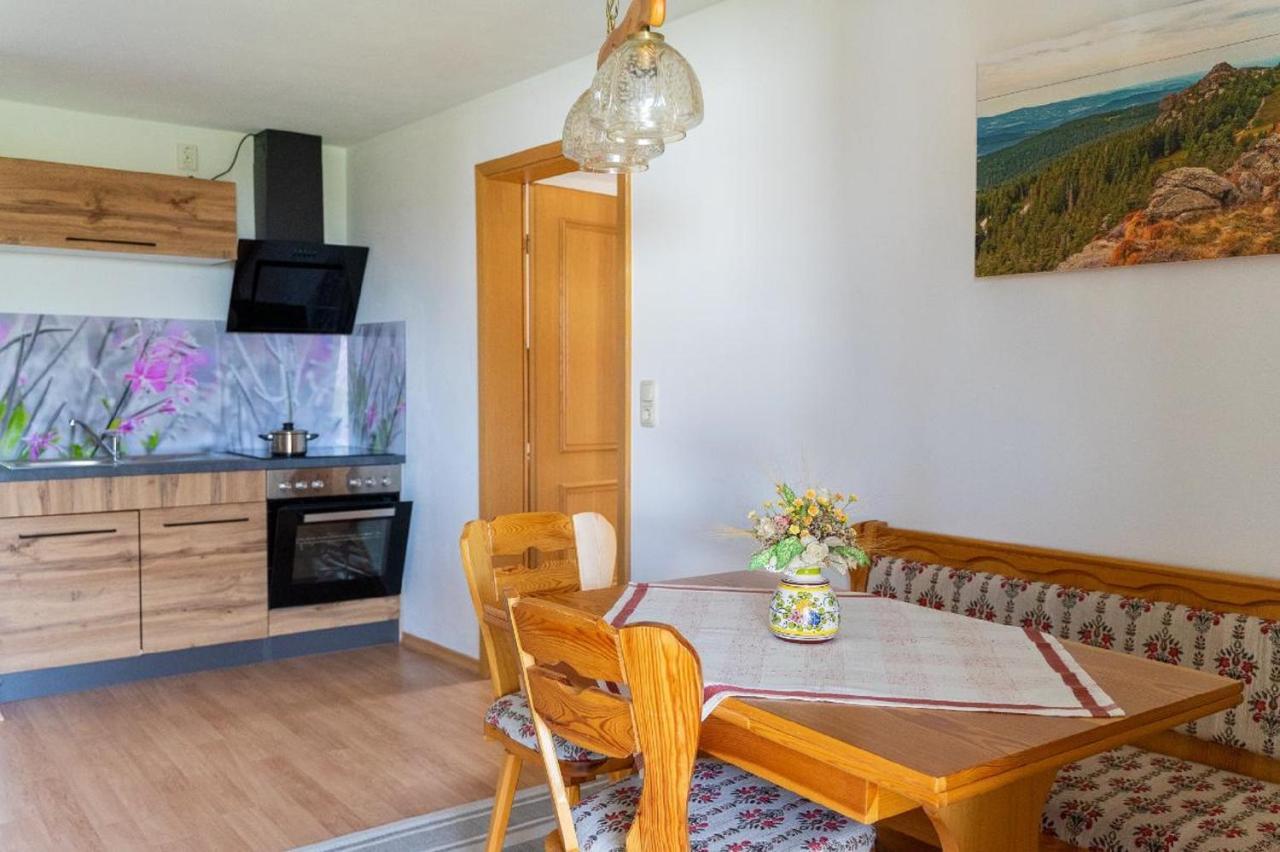 Ferienwohnungen Bauer - Auszeit Mit Ausblick Zenting Exterior foto
